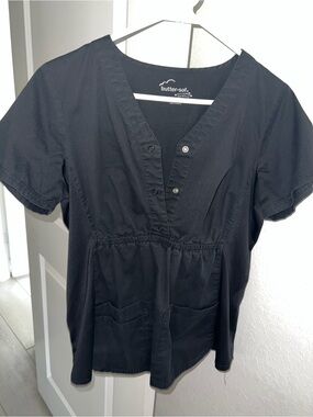 Buttersoft maternity black  Women's V-Neck Scrub Top